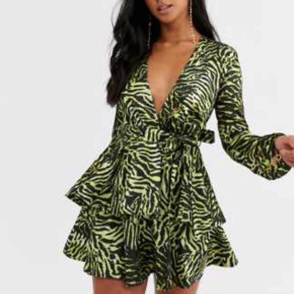 Black/Green Dress